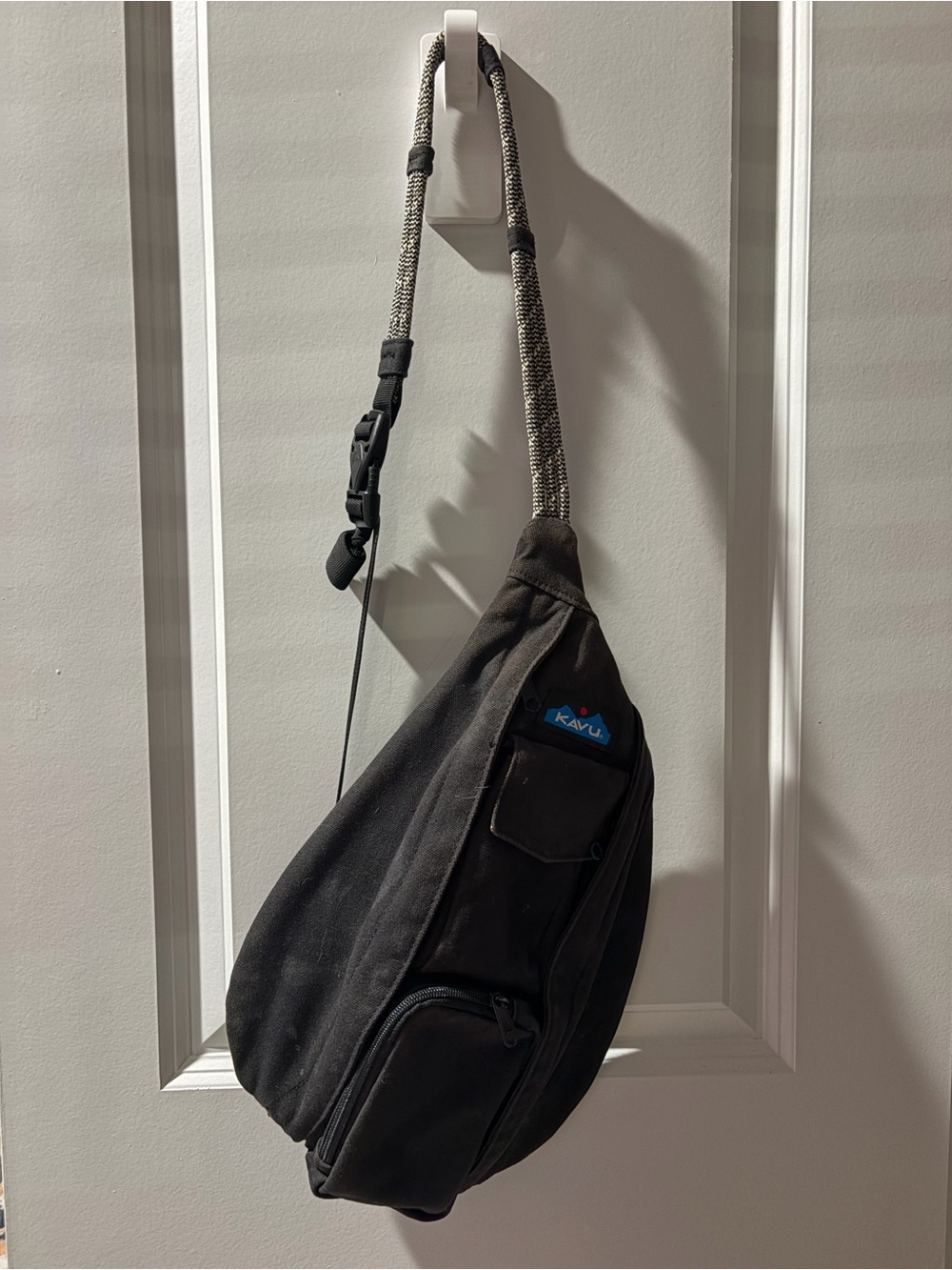 Kavu Black Rope-Strap Sling Pack